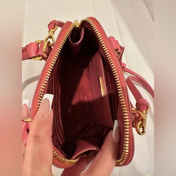 Prada Mini Promenade - Tamaris - Picture 6 of 15